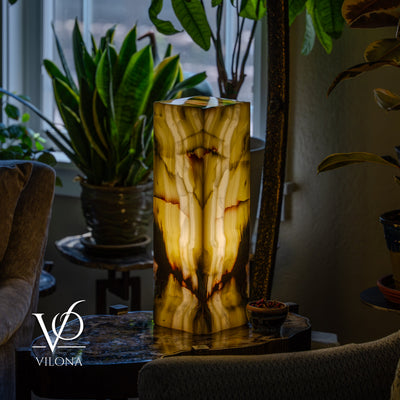 Bamboo Onyx Table Lamp – Dark Edition #1 – 19.75" Tall × 6" Wide