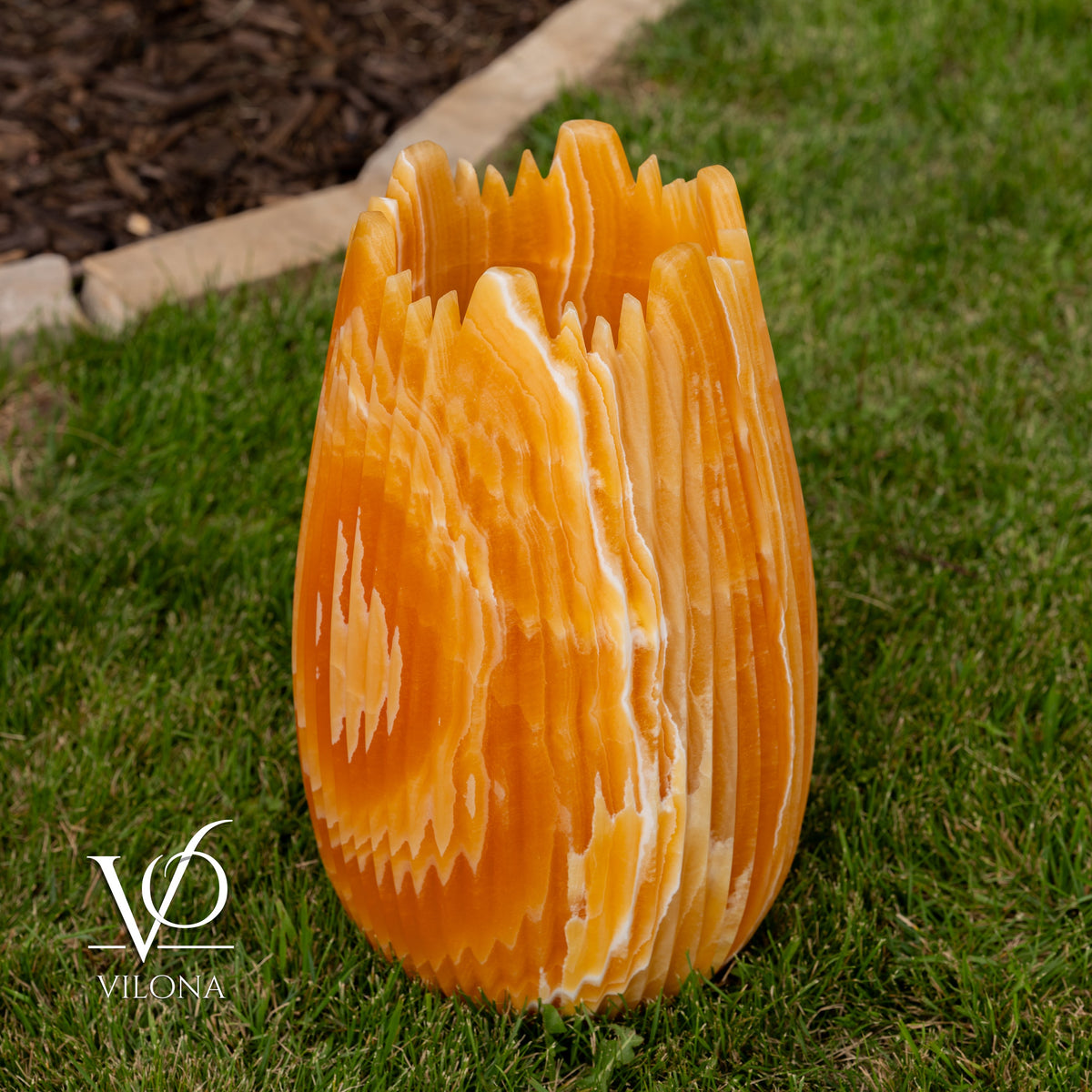 Miami Sunset Onyx Crown Lamps - Sculptural Natural Stone Pair