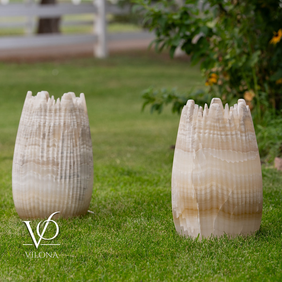 White Ice Onyx Crown Lamps - Sculptural Natural Stone Pair