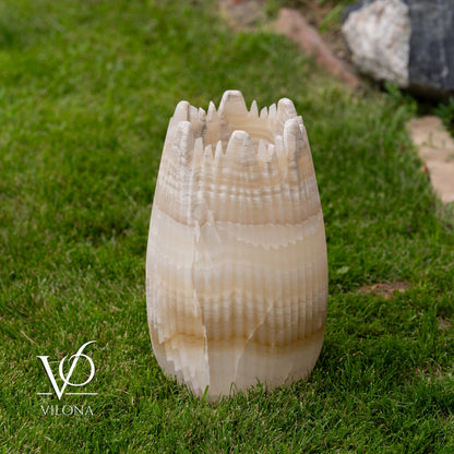 White Ice Onyx Crown Lamps - Sculptural Natural Stone Pair