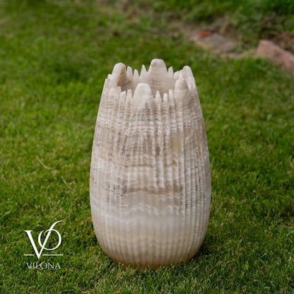White Ice Onyx Crown Lamps - Sculptural Natural Stone Pair
