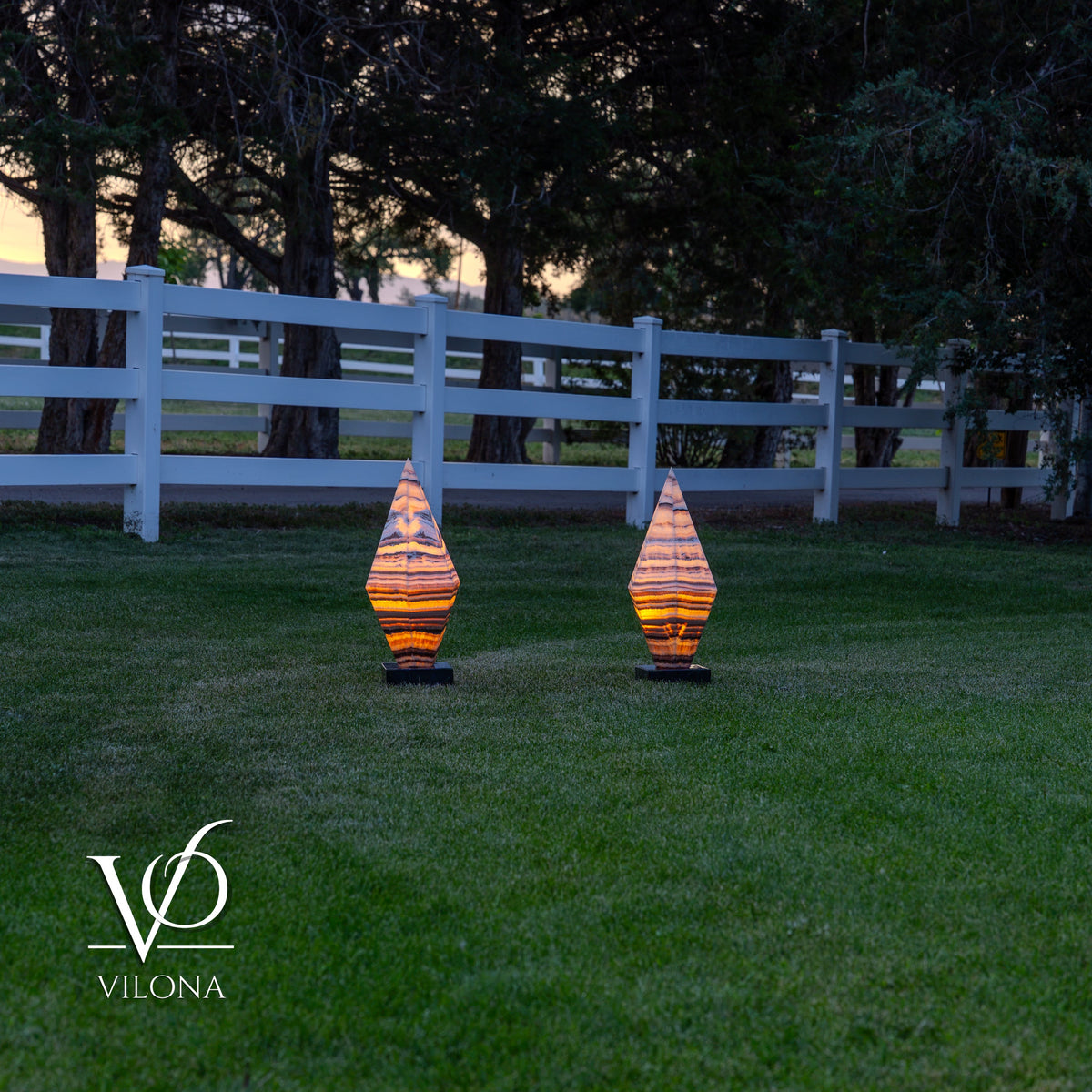 Sahara Onyx Bi-Pyramid Sculptural Lamp Pair – Natural Stone Lighting