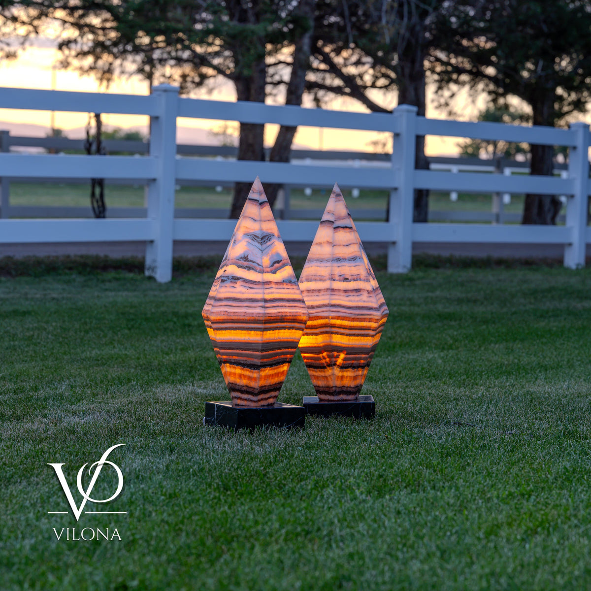 Sahara Onyx Bi-Pyramid Sculptural Lamp Pair – Natural Stone Lighting