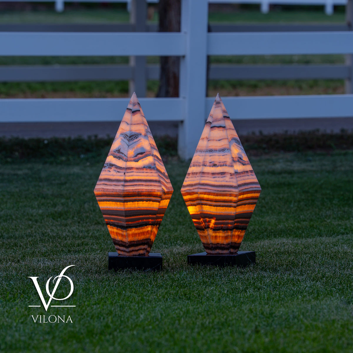 Sahara Onyx Bi-Pyramid Sculptural Lamp Pair – Natural Stone Lighting