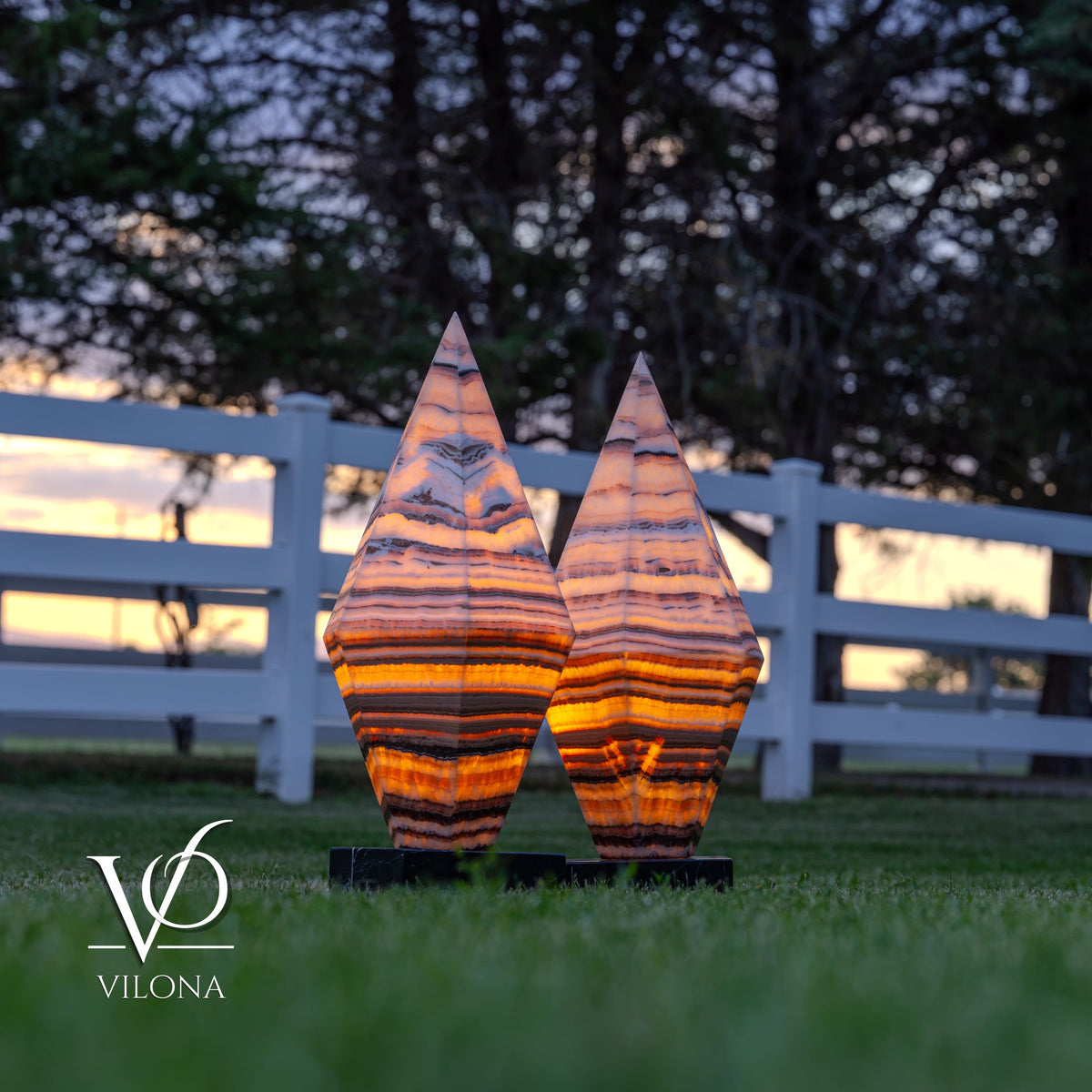 Sahara Onyx Bi-Pyramid Sculptural Lamp Pair – Natural Stone Lighting