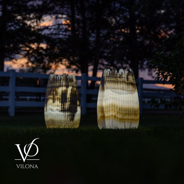 White Ice Onyx Crown Lamps - Sculptural Natural Stone Pair