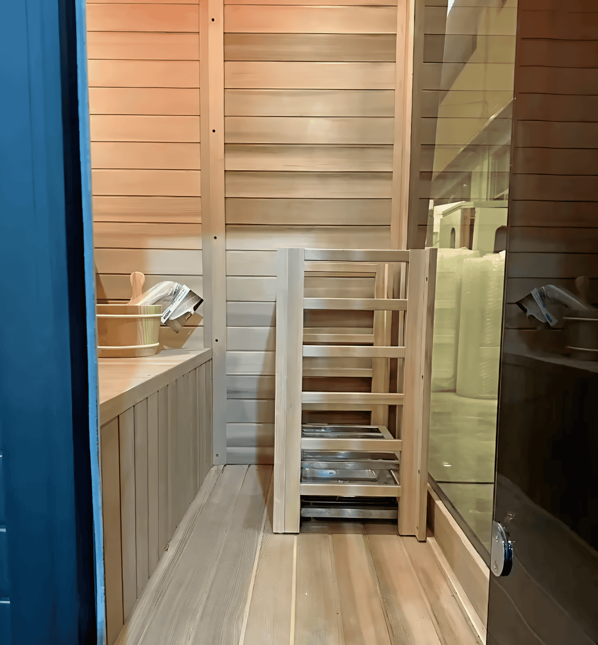 4-Person Hemlock Wood Sauna with 9kW Heater & Accessories